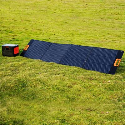 China Hipo 200 Watt Portable Expandable Solar Panel Support Emergency Recharging Portable Solar Panels 182mmx182mm for sale