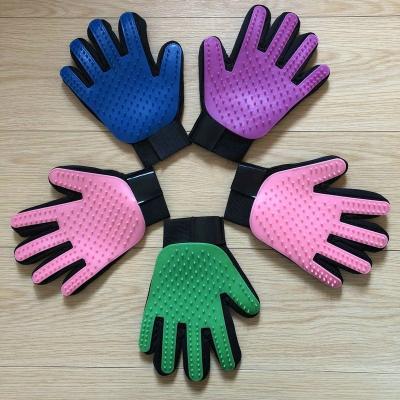 China Double Sided Pet Grooming Glove Brush Stocked Soft Stocked Five-finger Grooming Gloves for sale