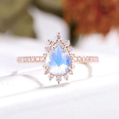 China Water Droplets Moonstone Ring Beautiful 925 Droplets Moonstone Ring Moonstone Engagement Ring from Sterling Silver Zircon Natural Water for sale