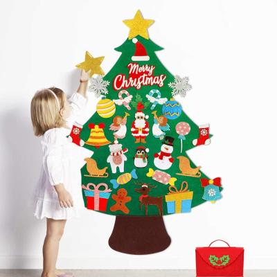 China Chirstmas Decor Kids DIY Felt Christmas Tree With Detachable Christmas Ornaments Gifts Set Kids Friendly Wall Hanging Christmas Home Decorations for sale