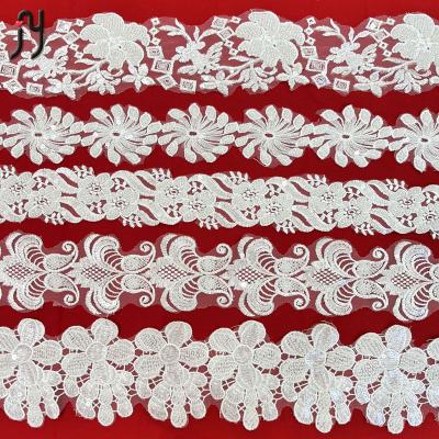 China 2022 Viable Quality Lace Fabrics 5 Yards Beautiful African Crystal Sequins White Beaded Lace Fabric for sale