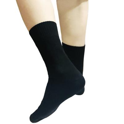 China Breathable New Style Vietnam Black Waterproof Breathable Socks Wholesale for sale