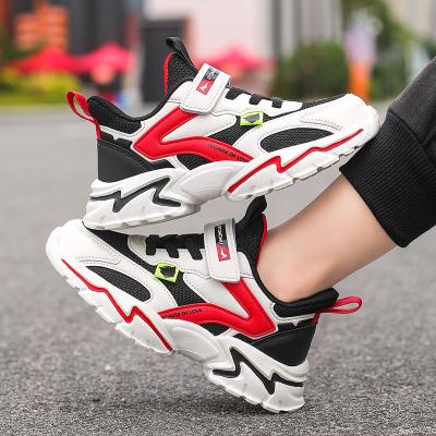 China Boys' shoes for autumn and winter 2021, big children's leather + mesh + plus velvet soft sole sneakers, boys casual running shoe for sale