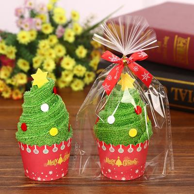 China QUICK DRY Cute Celebration Mini Cake Modeling Towel Santa Snowman Towels Christmas Kids Gift Set for sale