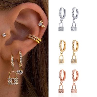 China 2022 Punks Luxury Shinny Cubic Zirconia Diamond 18k Gold Plated Lock Shaped Brass Drop Earring For Women And Party for sale