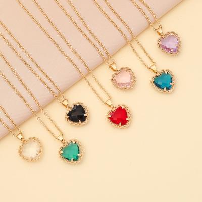 China Full Diamond Love Heart Pendant Necklace 2021 Environmental Friendly Bling Multi Colors Zirconia Heart Shape Clavicle Necklace For Women for sale