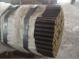 China Round Section Shape Seamless Alloy Steel Tubes and Pipes for sale