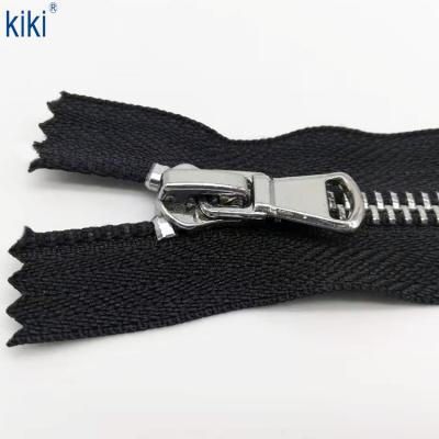 China High Quality Automatic Lock Metal Bra Yoga Zipper for sale