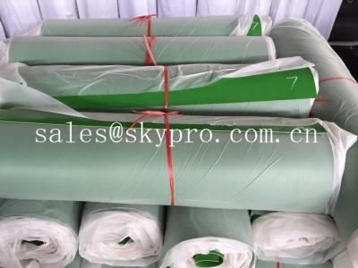 Cina L'uso rosso verde guarnizione/della pavimentazione assottiglia il rotolo dello strato della gomma di 1mm 2mm resistente all'uso in vendita