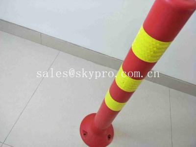 China Orange Flexible Posts Molded Rubber Products 75cm Traffic Delineator Post for sale