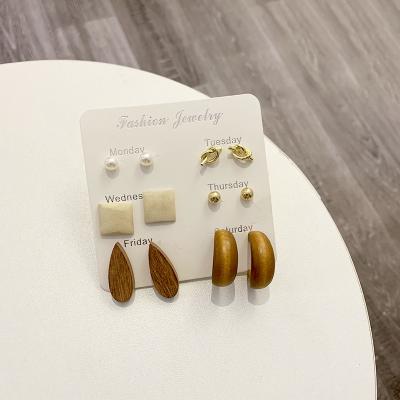 China CLASSIC Wholesale Wooden Earrings Combination Metal Earrings Pearl-knotted Ear Studs Geometric Earrings for sale