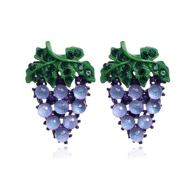 China Fashion Jewelry Fruit Grape Earrings 18K Gold Plated Cute Grape Earrings CLASSIC Gold Plated Earrings For Girls for sale