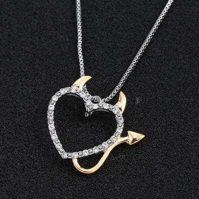 China Accessories CLASSIC Rhinestone Personality Necklace Jewelry Heart Necklace Pendant Magnet for sale