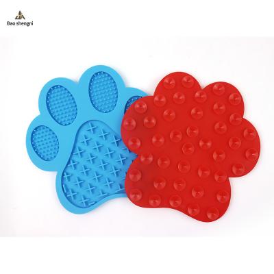 China Viable Manufacturer Wholesale Funny Foot Train Silicone Dog Dish Mix Multi Colors Dog Bowl Pet Licking Pad for sale