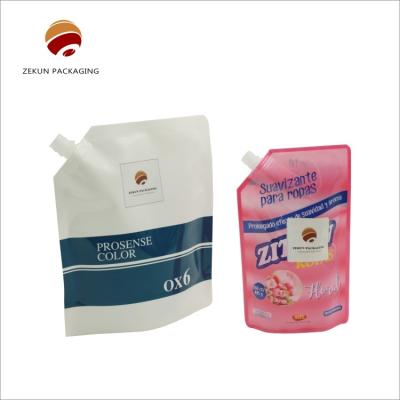 Cina Personalizzazione Eco Friendly Stand Up Spout Bag Logo personalizzato Colori CMYK in vendita