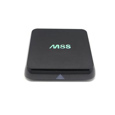 中国 人間の特徴をもつスマートな TV 箱 M8S のクォードの中心 AmlogicS812 のアンドロイド 4.4 Kodi はプレインストールしました 販売のため