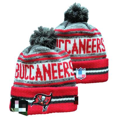 China COMMON Wholesale Factory 2022 fashion sports winter 32 teams beanies Many Designs American Football Wearing hat for sale