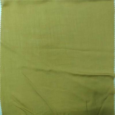 Cina Buona sensibilità della mano dal rayon del vestito del tessuto 60x60 di conteggio materiale verde chiaro del filato in vendita