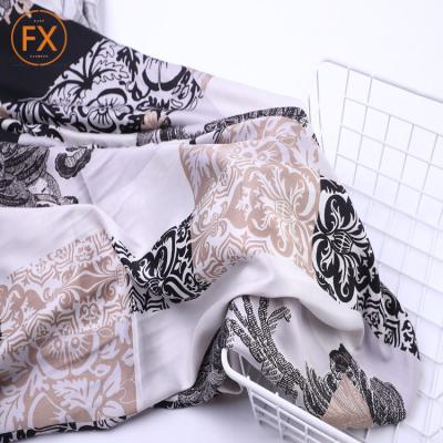 China Wrinkle Resistant Shaoxing Printed Rayon Fabric 100 Rayon Fabric Digital Printing Soft Floral Print For Clothes for sale