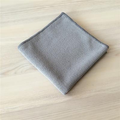 Chine Chiffon de nettoyage supplémentaire gris 400gsm de voiture de tissu de perle d'épaisseur de Microfiber à vendre