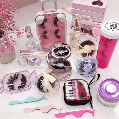 China Feather Candy Eyelash Packaging Box With 22mm Butterfly Eyelash Box for sale