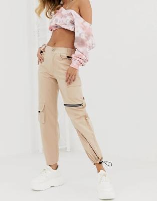 China Fashionable Anti-Wrinkle Women Pants Relaxed Cargo Pants With Cargo And Zipper Pockets Female Streetwear for sale