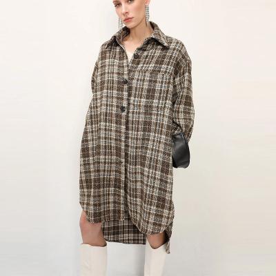 China QUICK DRY Women Check Jacket Oversized Cuff Plaid Loose Fit Female Coat Drop Shoulder Shacket for sale