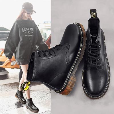 China Small shoes 2021 other women's leather high top Autumn And Winter tend casual Martin Boots for sale