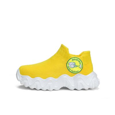 China 2021 low season children's large size 27-37 cut shuttle light weight knitting fashion casual children's sports shoes socks shoes for sale