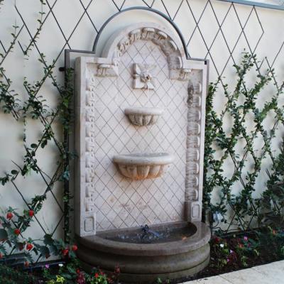 China EUROPEAN Modern Indoor Outdoor Hand Carved Statue Wall Indoor White Marble Water Fountain for sale