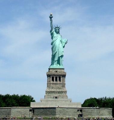 China Traditional Outdoor White Marble Stone Carving Liberty Sculpture Figure Statue Of Liberty for sale