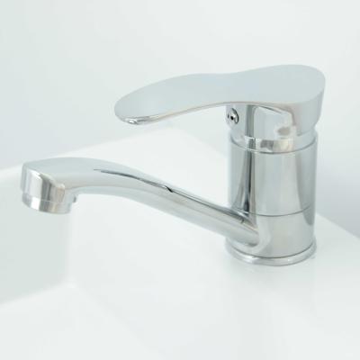 China Thermostatic Faucets Exquisite Design Handle Deck Mounted Chrome Basin Faucet With Water Saving for sale