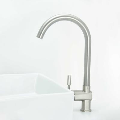 China Pull Out Spray Home Use Hose Hot Cold Water Mixer Sink Kitchen Chrome Faucet for sale