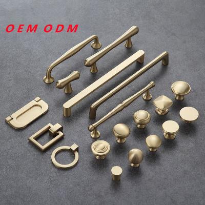 China Modern Door Handle,Wholesale Zinc Alloy Microfiber Leather Cabinet Door Handle Modern Simple Black Gold Door Handle for sale