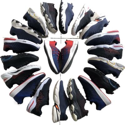 China Fashion trend new arrival men's women's fashion second-hand volume used sports shoes sneakers in the ball for sale