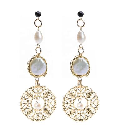 China Exquisite Carved Luxury Vintage Palace Earrings Jewelry Bohemia Pearl Vintage Drop Long Gold Earrings for sale