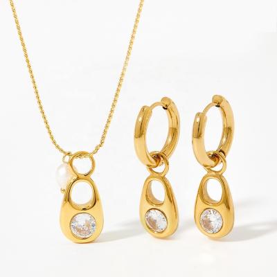 China Wholesale Luxury Romantic Stone CZ Earrings Sets Dubai Bridal 18K Gold Plated Jewelry Sets For Women Wedding for sale