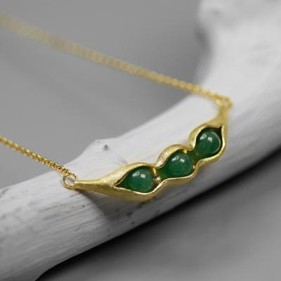 China Beautiful Fashionable Custom Made Natural Silver Jade Pea Pod Necklace For Women Jewelry for sale