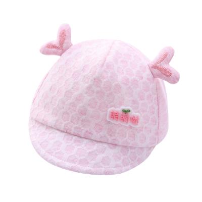 China Soft Baby Hat 1-3 Months Baby Peaked Warm Cap Double Hat Early Autumn Protection for sale