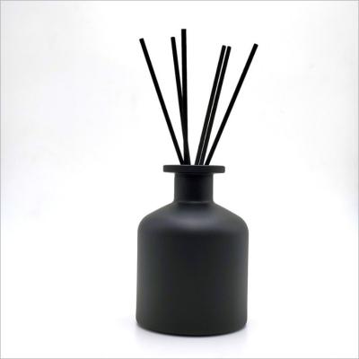 China Personal Care Empty Matte Black Tubular Glass Diffuser Bottle 100ml Aroma Diffuser Bottle for sale