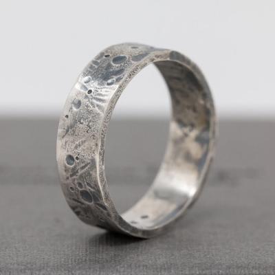 China Tarnish Free Wholesale Jewelry Custom Copper Rock Oxidized Texture Ring Men Vintage Minimalist Ring for sale