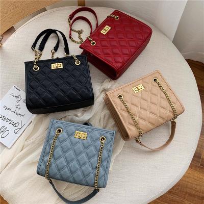 China Fashion Tote Purses Ladies Fashionable Hot Sale Chain Handbags Girls Messenger Hand Bags For Female for sale