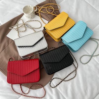 China Lady Girls Woven Messenger Bags Women Purses Shoulder Handbags 2021 New Arrivals Small For Young Lady for sale