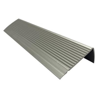 China Traditional Stair Nosing Extra Wide Ceramic Floor To Pass Aluminum Chromed Tile Trim Round Edge Trimming for sale