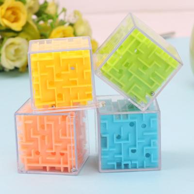 China Mini Casual Square Maze Children's Puzzle 4cm Hobbies Handmade Puzzle Game Toy Breakthrough 6 Sided Small Ball Gift Toy Handheld Game Console for sale