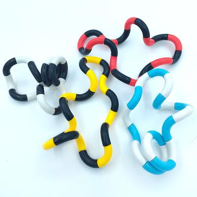 China Unlimited open deformation rope toy2022Winding casting rope toy twisted relaxation feeling variable twisted rope for sale