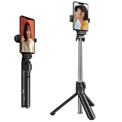 China 2022 Portable Selfie Flex Stick with Tripod Stand and Wireless Outdoor for Live Streaming for sale