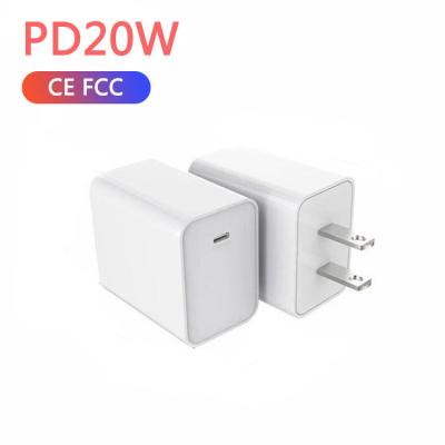 China 20w mobile phone charger fast charger type uk c charger adapter for phone12 for sale