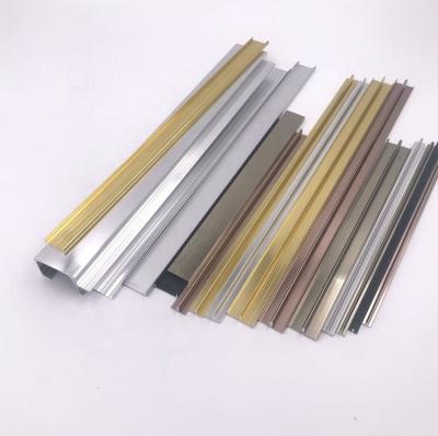 China Aluminiumordnungs-Profile T und U der Toleranz-0.12mm und G-Form zu verkaufen