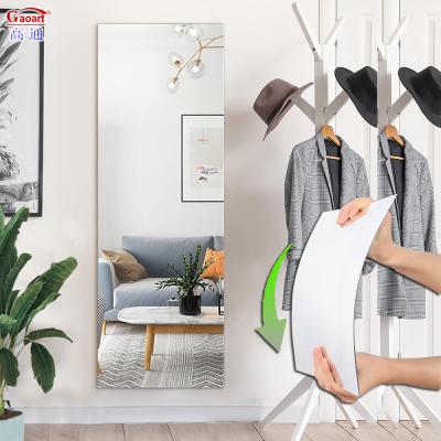 China Decoración de muebles de baño flexibles personalizados pegatina de pared de plástico adhesivo lámina de espejo acrílico en venta